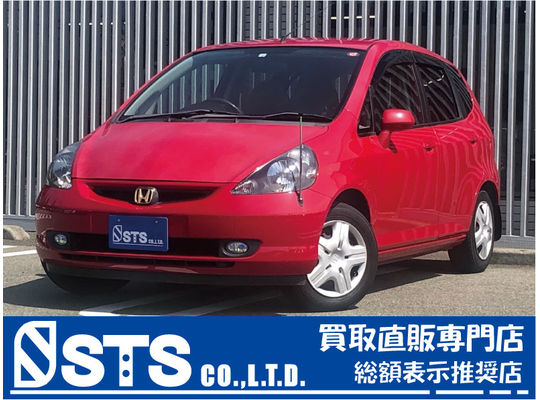 フィットの画像